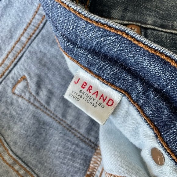 J Brand Skinny Leg Jeans in Vivid Medium Wash Women's Size 26 No Distressing - Picture 8 of 8